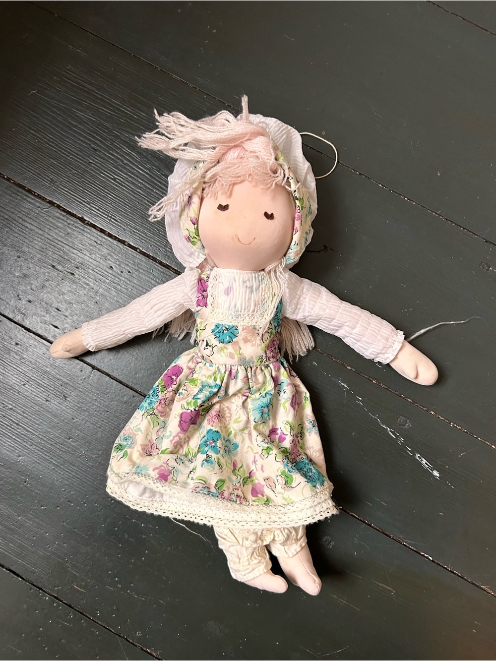 Vintage Applause Doll Daphne Plush Soft Rag Doll Bonnet Floral Dress